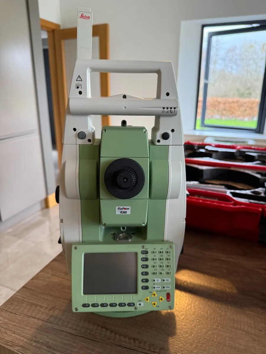 Robotic total station - Image 2