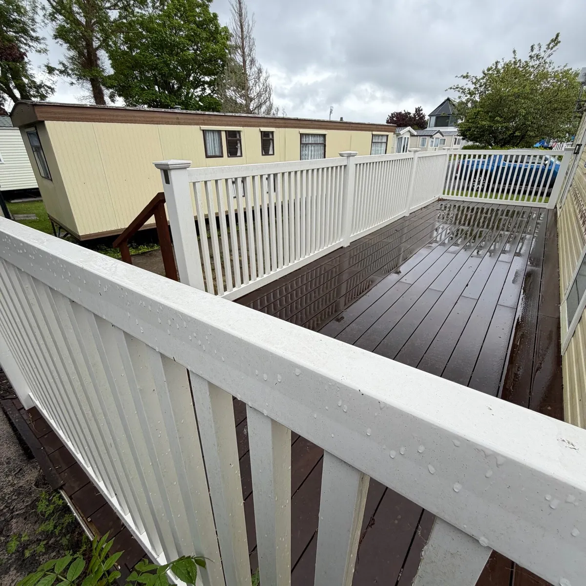 Composite decking - Image 2