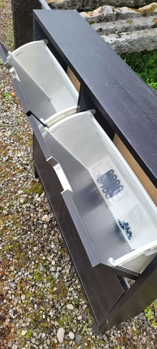 Cabinet - Image 4
