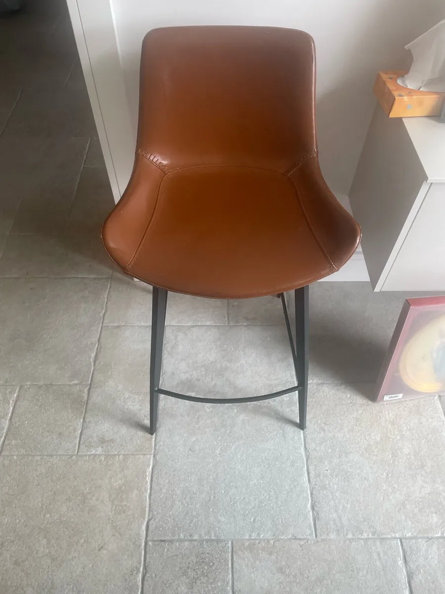 Bar Stool (Breakfast Island) - Image 2