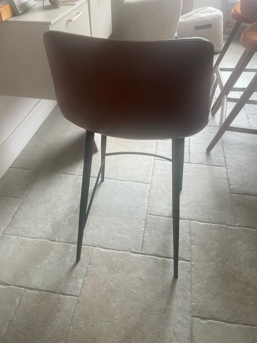 Bar Stool (Breakfast Island) - Image 3