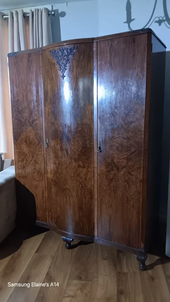 1930's Burr Walnut bow front 3door wardrobe - Image 1