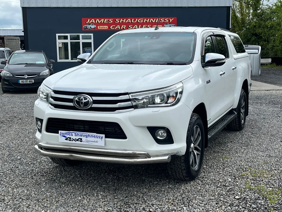 2017 TOYOTA HILUX INVINCIBLE *NO VAT* - Image 1