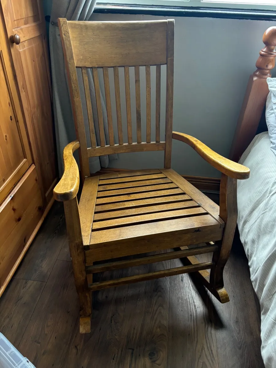 Rocking chair - Image 2