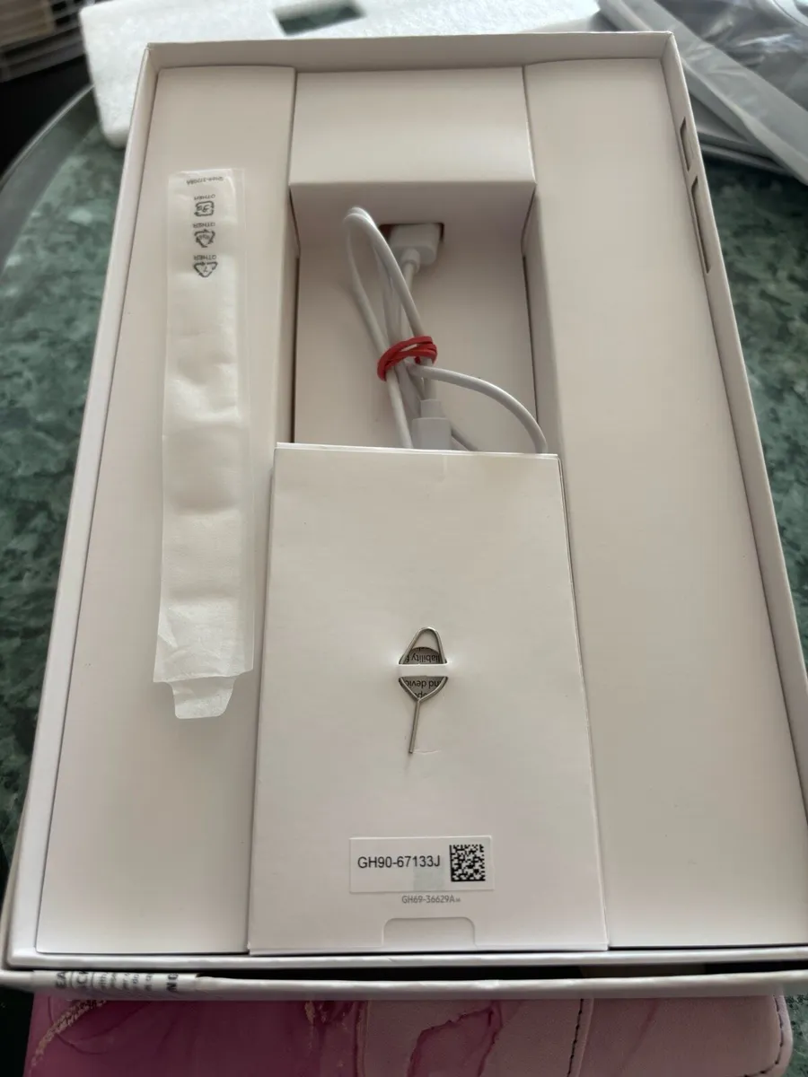 Samsung Tab S6 Lite - Image 4