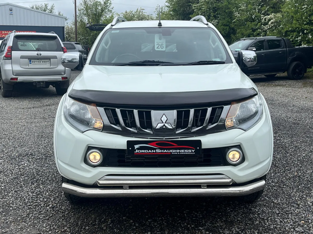 2019 MITSUBISHI L200 2.4 178BHP MANUAL - Image 2