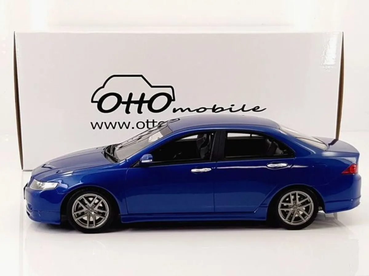 Honda Accord Euro R CL7 2003 Otto-mobile 1/18 New - Image 4