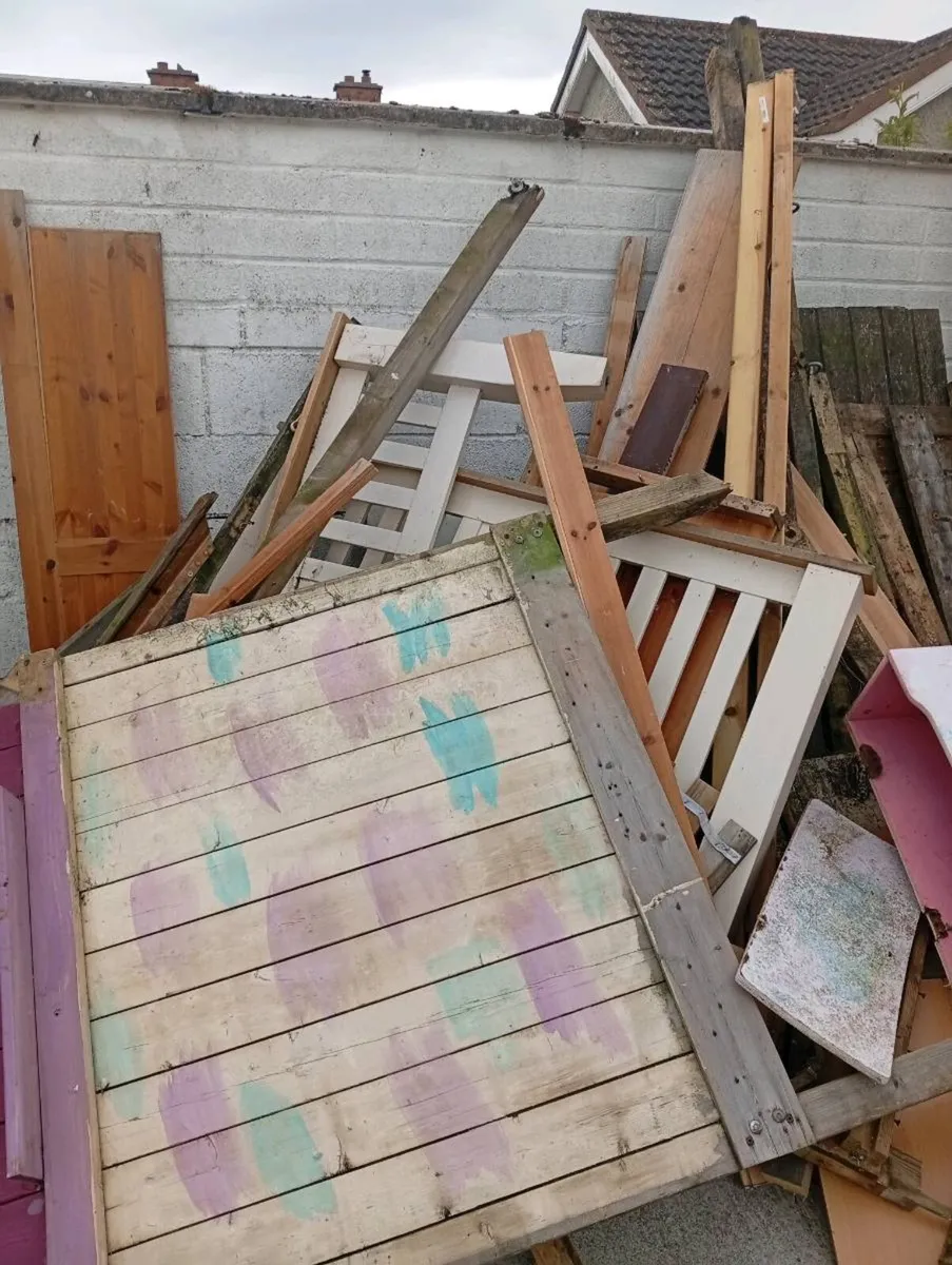 Free wood - Image 1