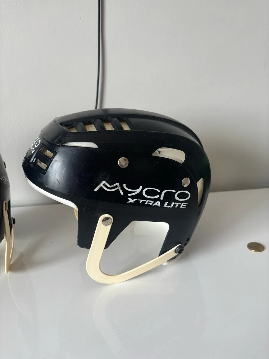 Hurling helmet - Image 3
