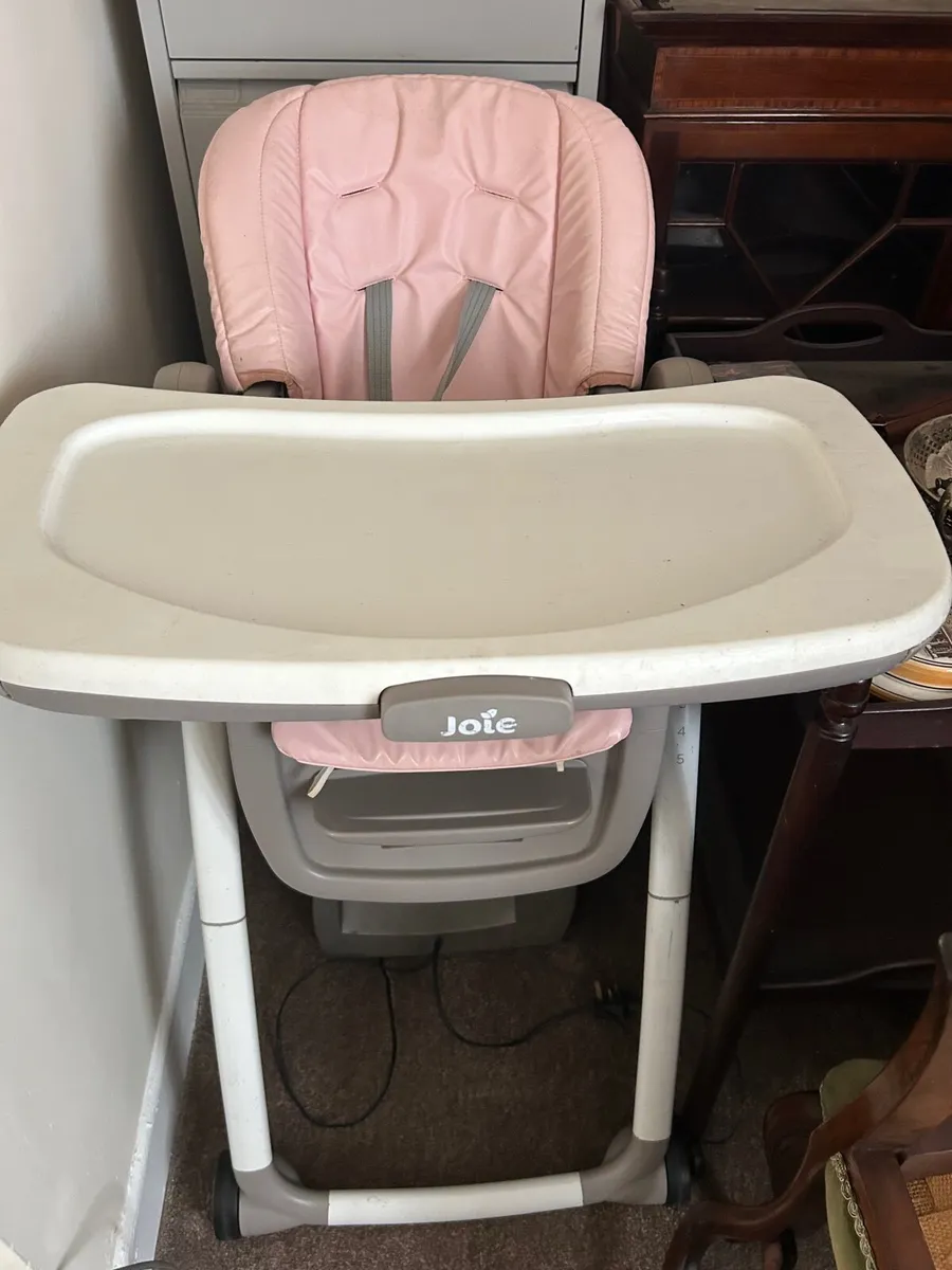 High chair - Image 1
