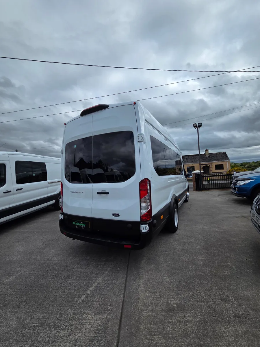 Ford Transit 17 seater minibus 2021 - Image 4