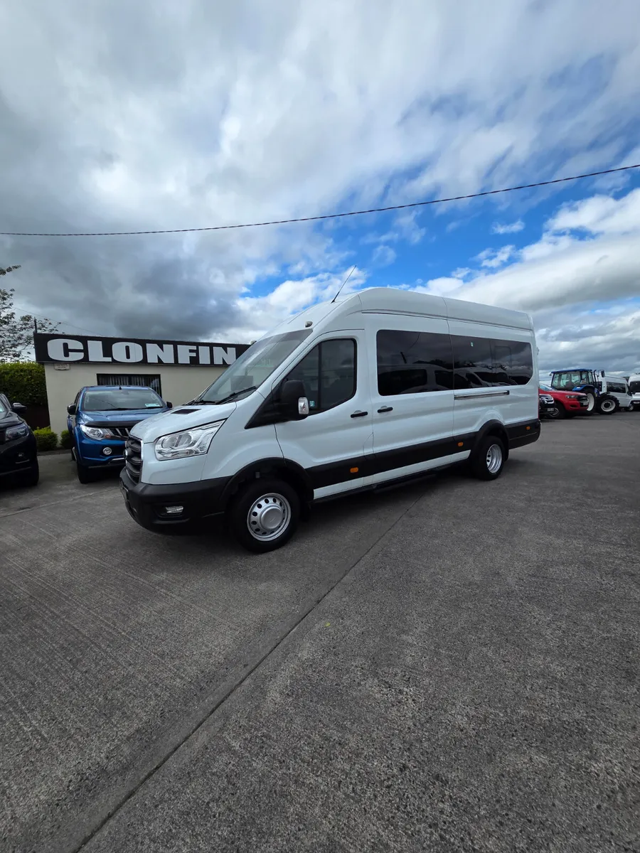 Ford Transit 17 seater minibus 2021 - Image 2