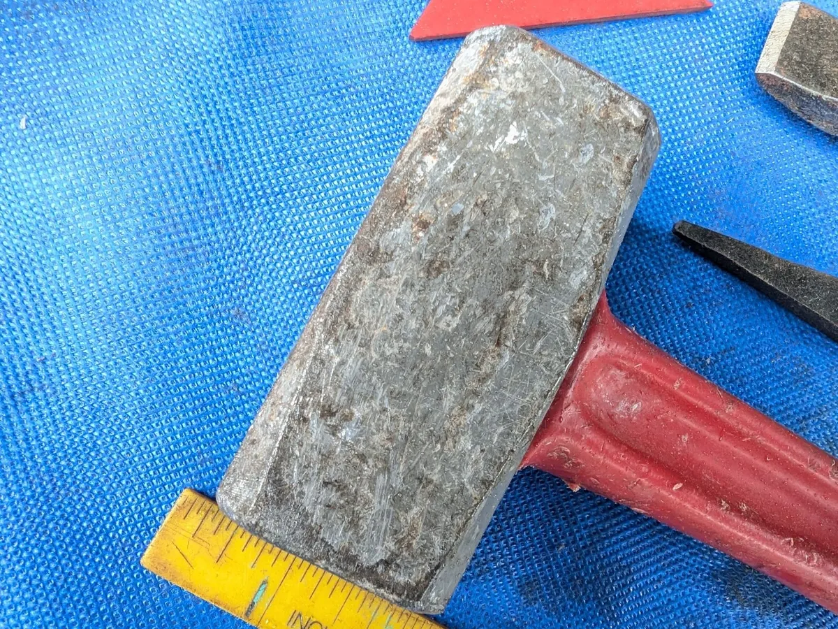 Stone Workers Tools - Image 3