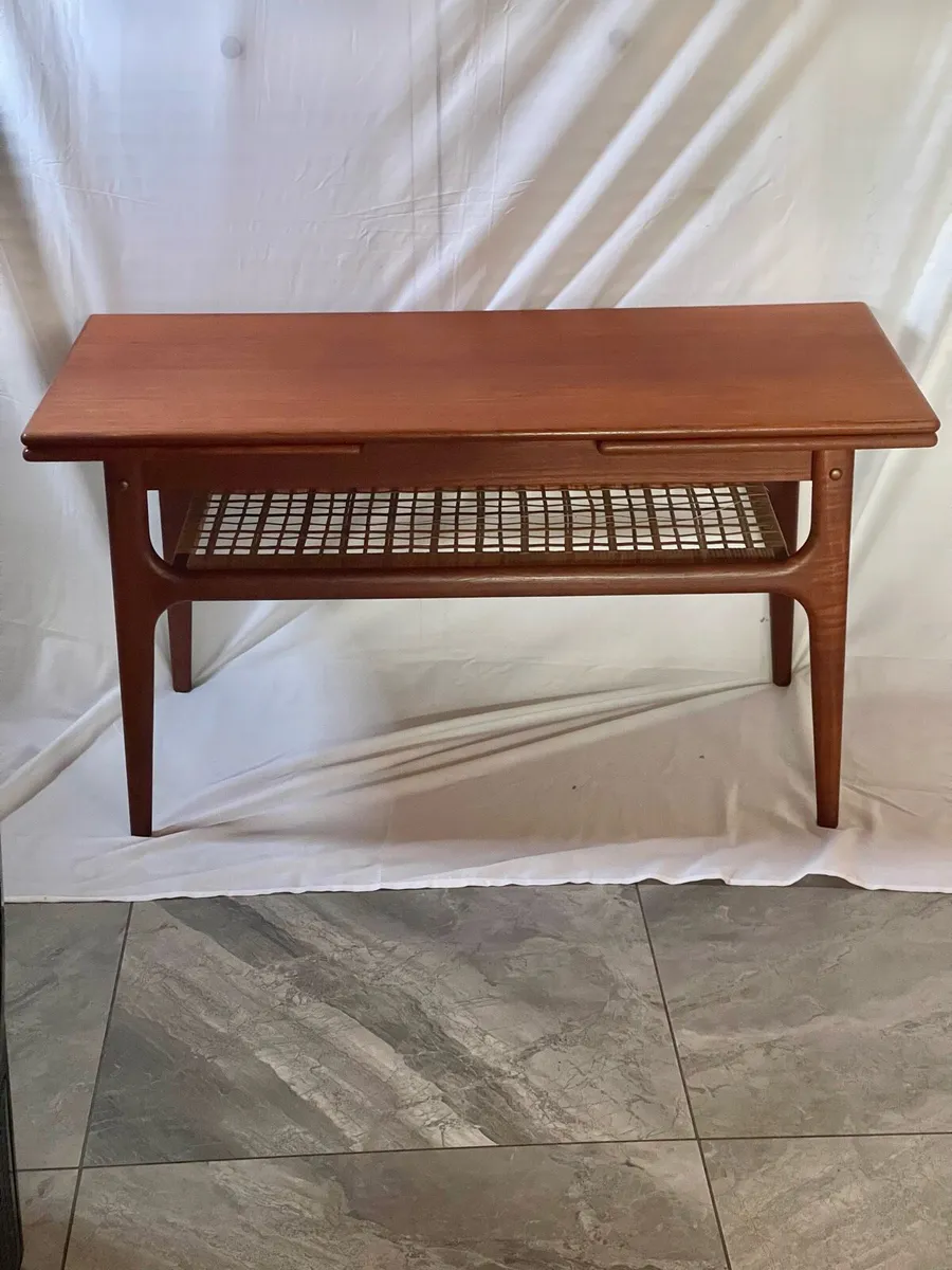 Mid century Danish coffee table - Image 1