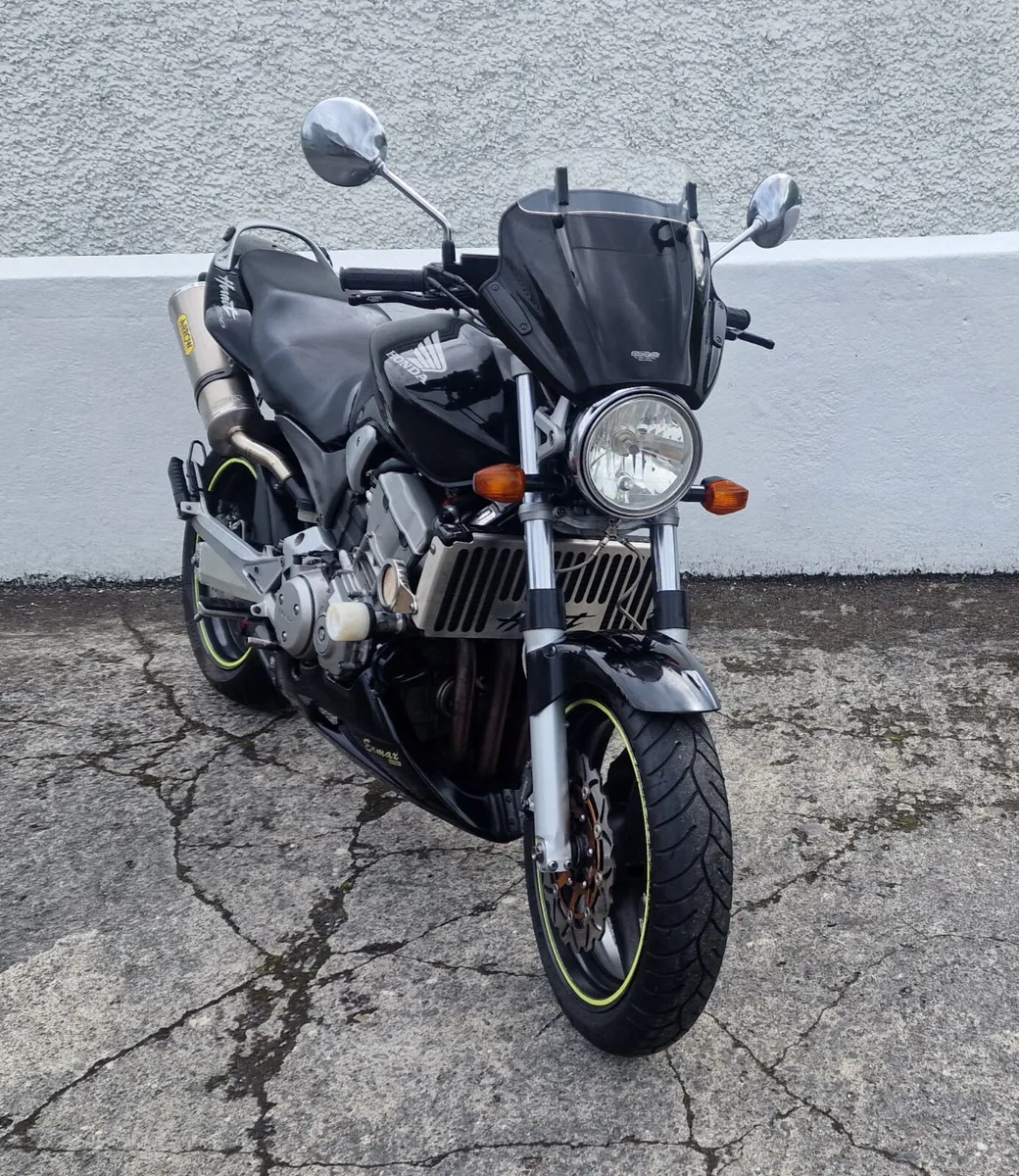 Hornet 900 @ Doyles Athlone - Image 2
