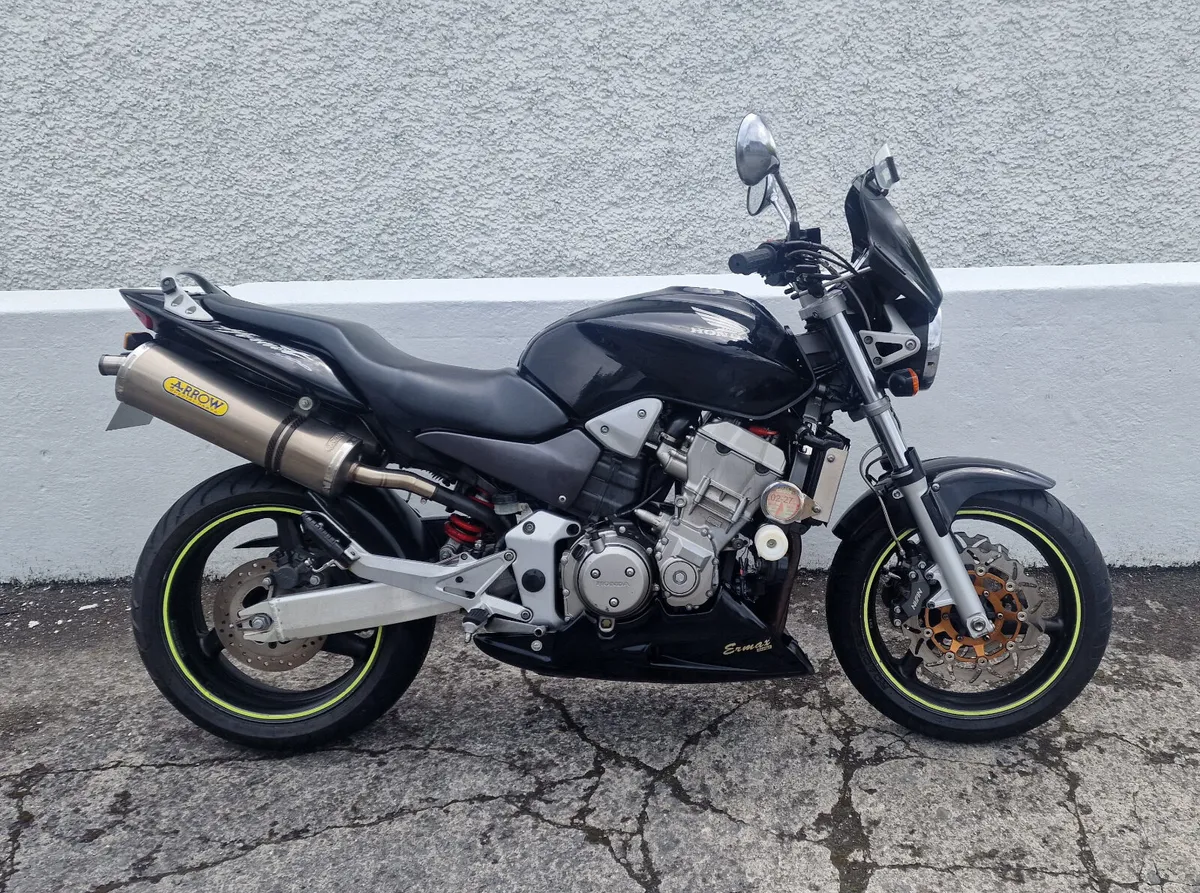 Hornet 900 @ Doyles Athlone - Image 1