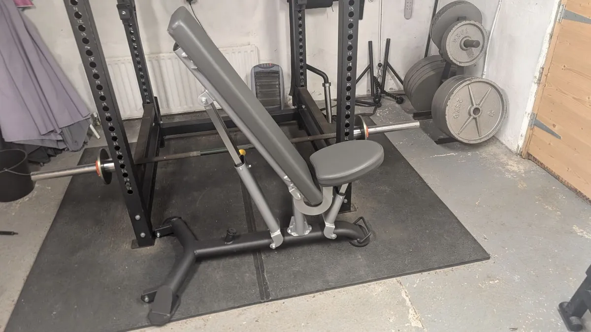 BH Fitness Commercial Adjustable Bench - Image 1