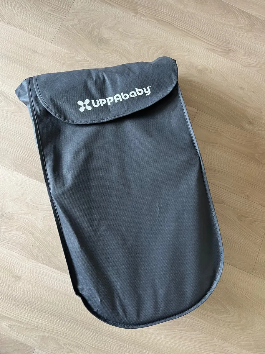 UPPAbaby V2 bassinet/Carrycot (Cruz & Vista) -  c - Image 2