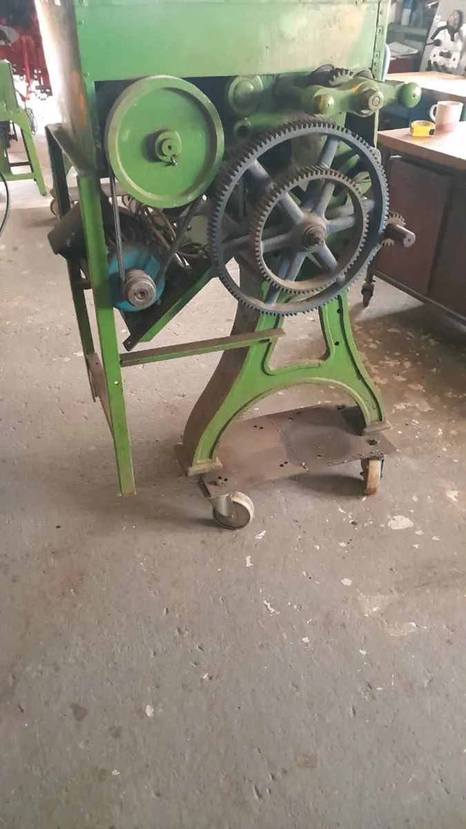 vintage lathe - Image 4