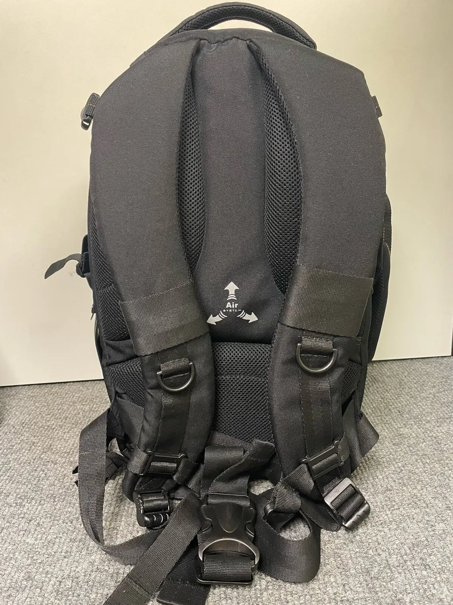 Vanguard up-rise 46 camera backpack - Image 3