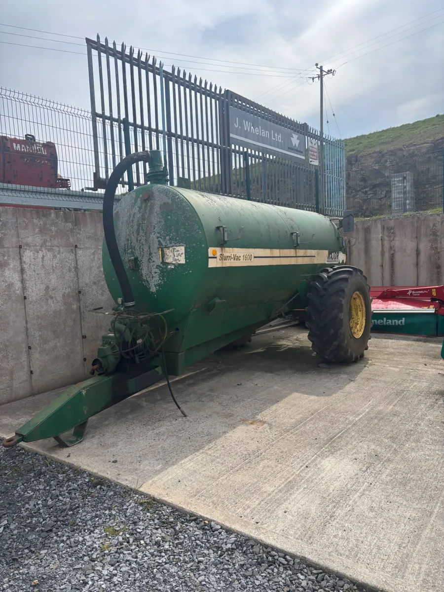 1600 Gallon Major tank - Image 1