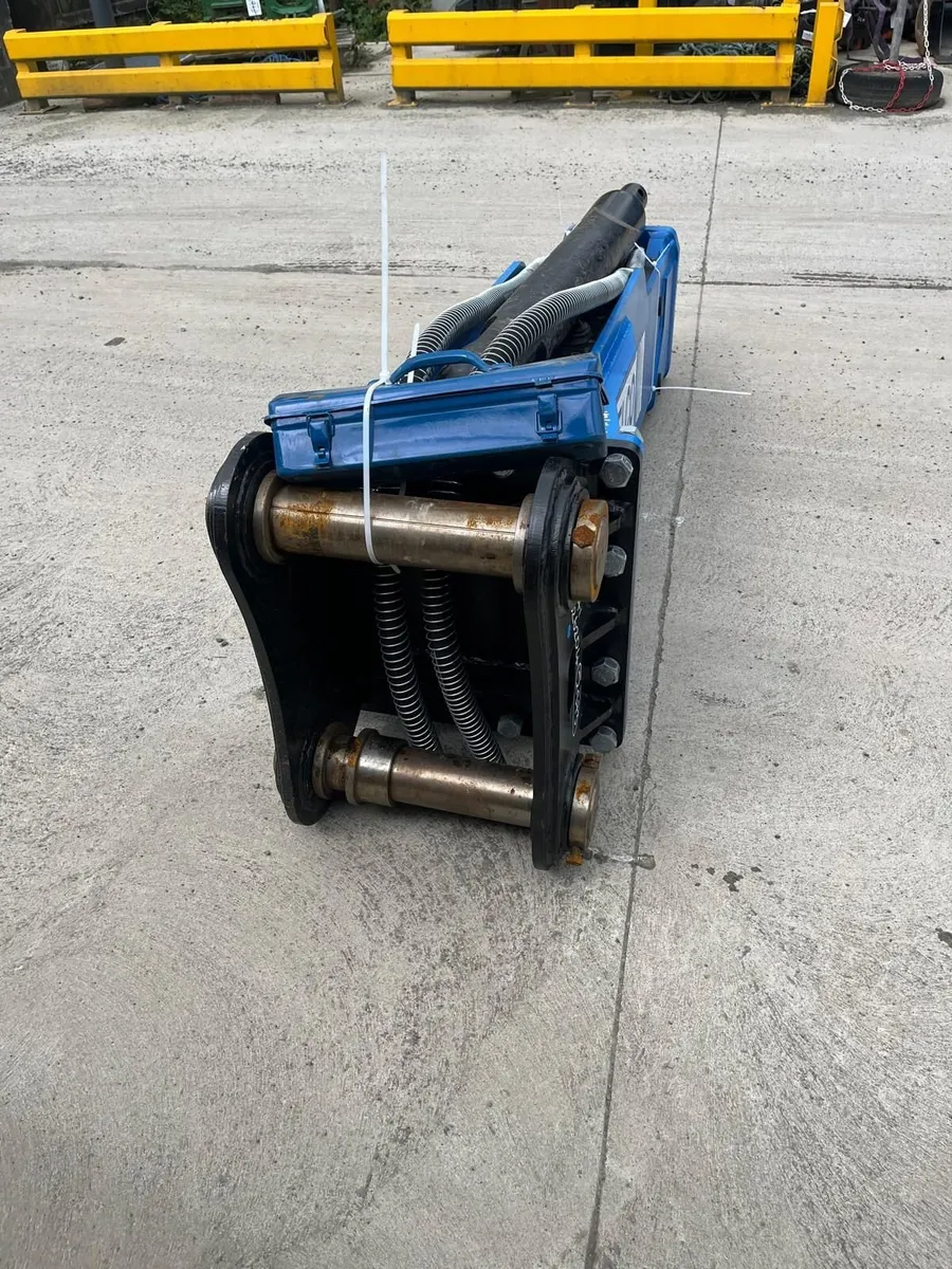 New Stelco SEL2250 Rock Breaker - Image 2