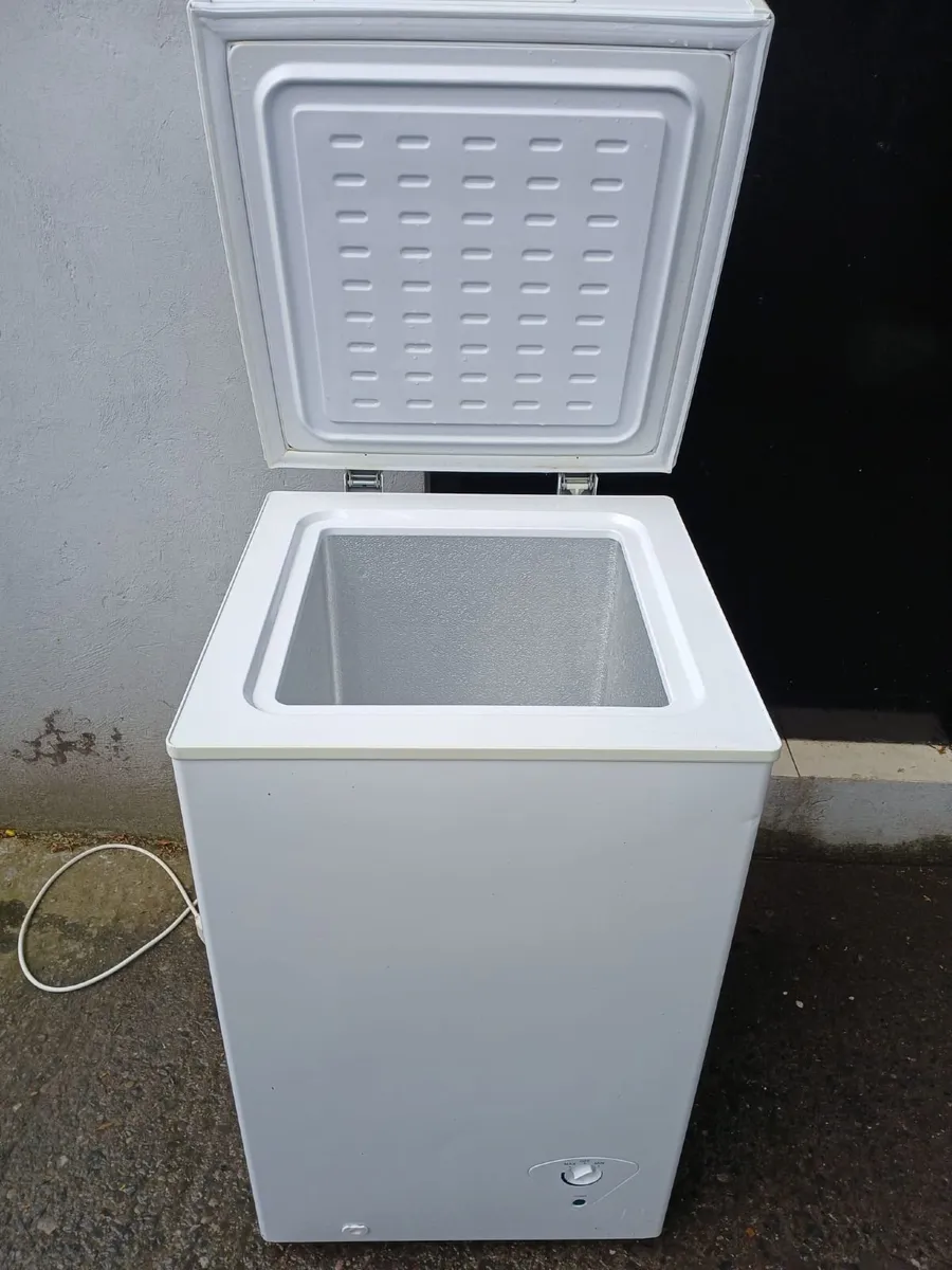 CHEST FREEZER FOR SALE - Image 3