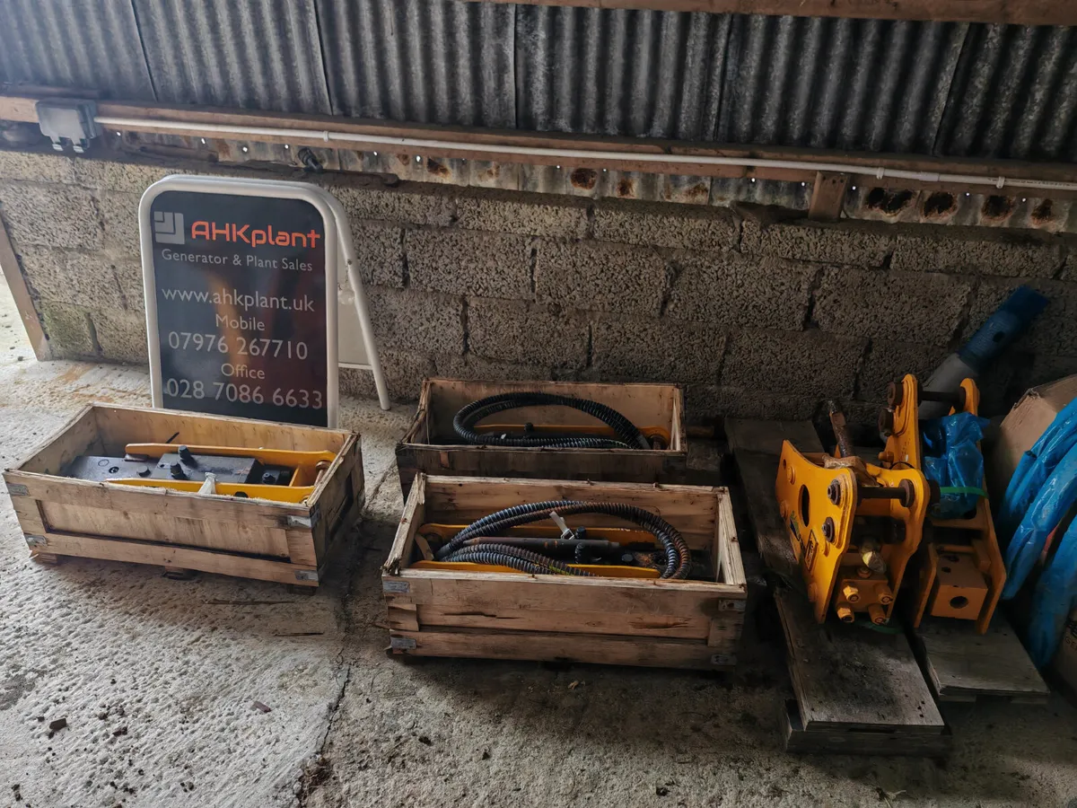 Rock Breaker s UNUSED selection £ 995-1550 - Image 2