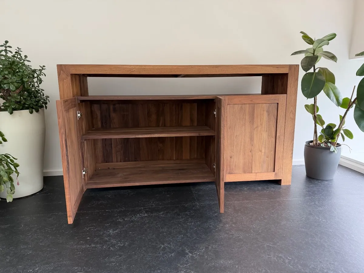 Sideboard from Caseys - Image 4