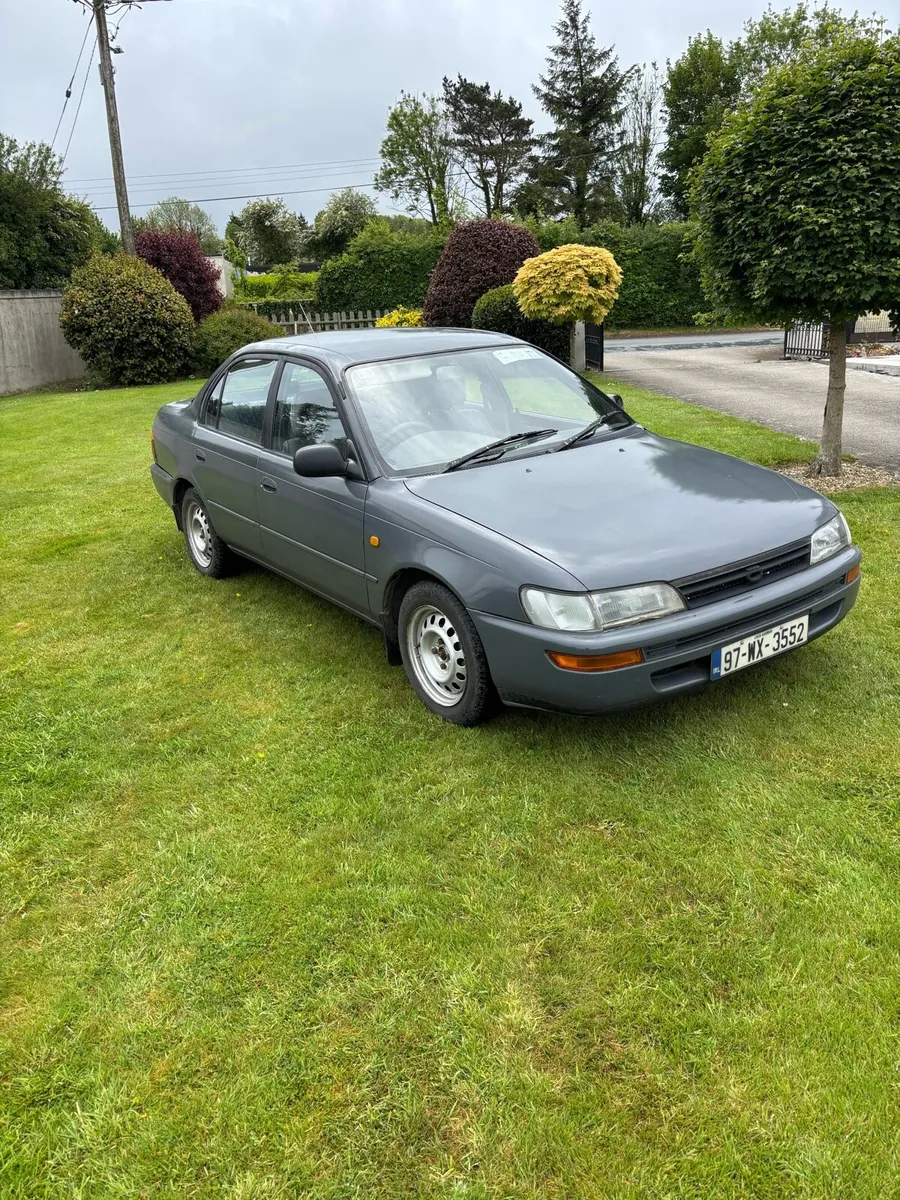 toyota corolla - Image 1