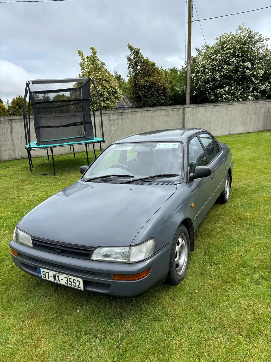 toyota corolla - Image 4