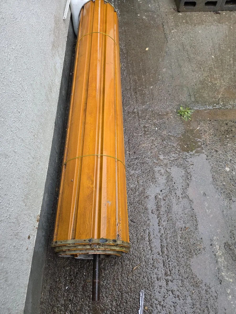 Roller garage door. - Image 1