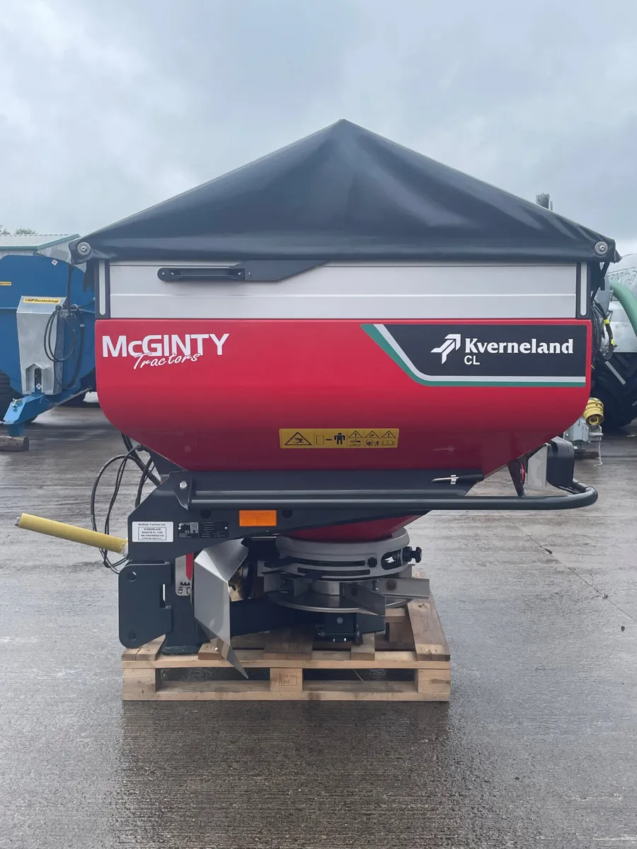 NEW Kverneland CL fertiliser spreader - Image 2