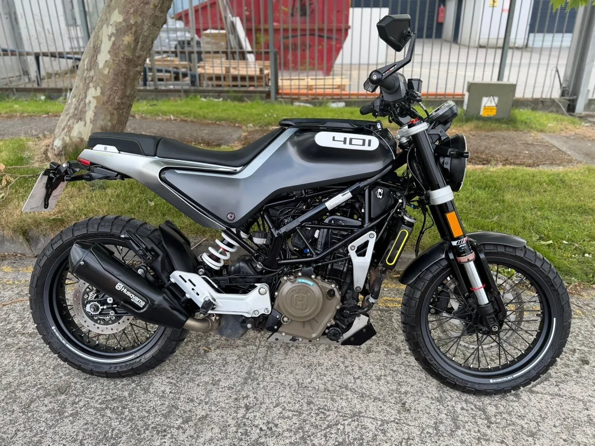 2021 Husqvarna Svartpilen 401 - Image 2