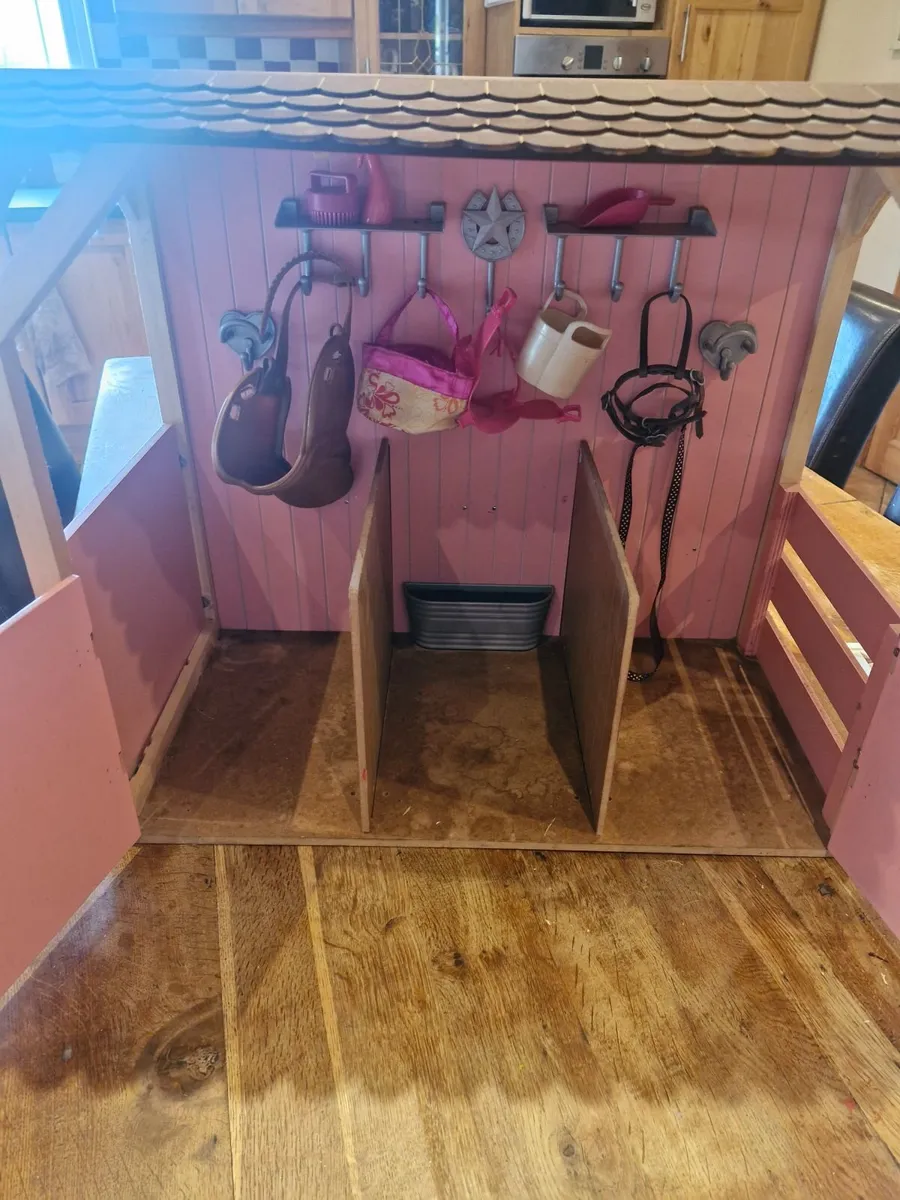 Toys - Image 1