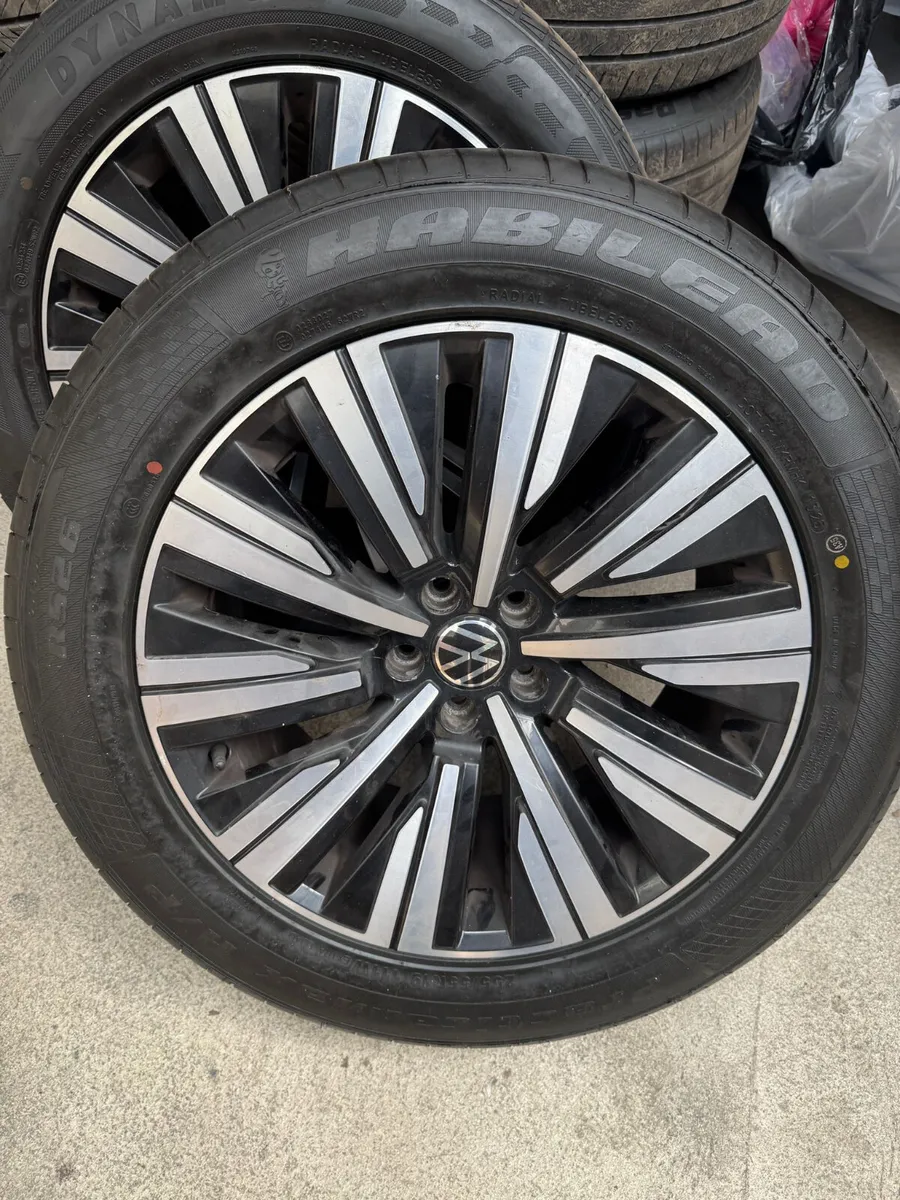 VW Touareg Alloy Wheels - Image 1