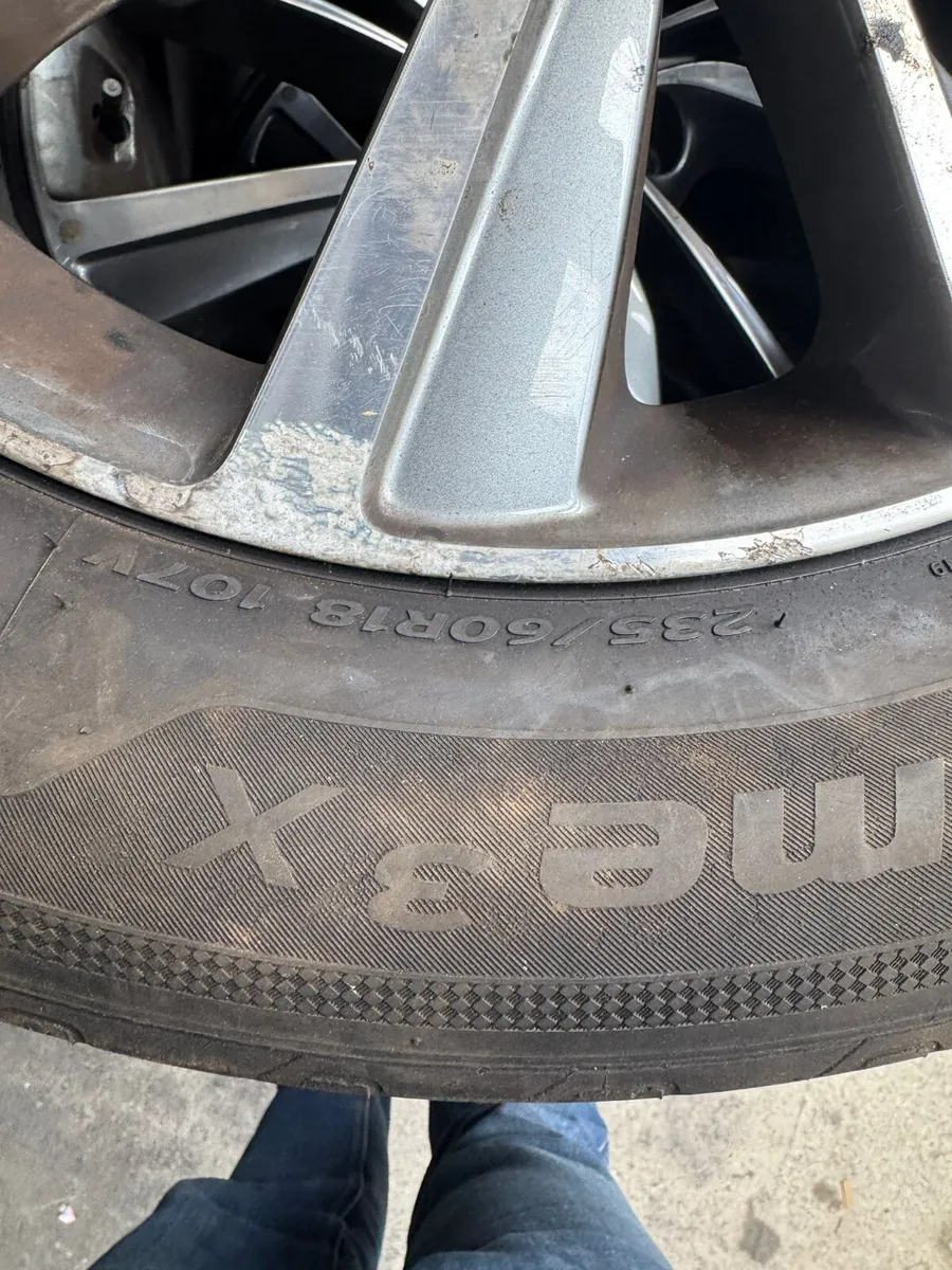 Hyundai SantaFe Alloys - Image 2