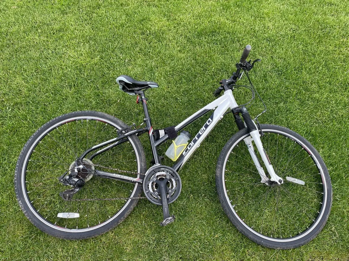 Women's hardtail mountain/commuter bike - Image 1