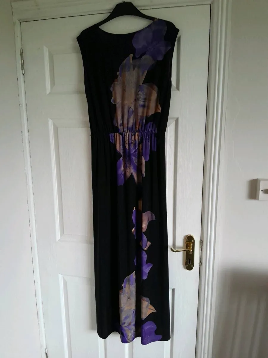 Ladies clothes - Image 2