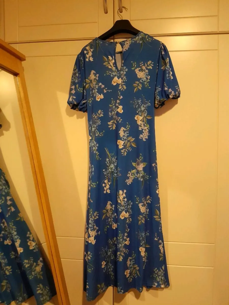Ladies clothes - Image 4