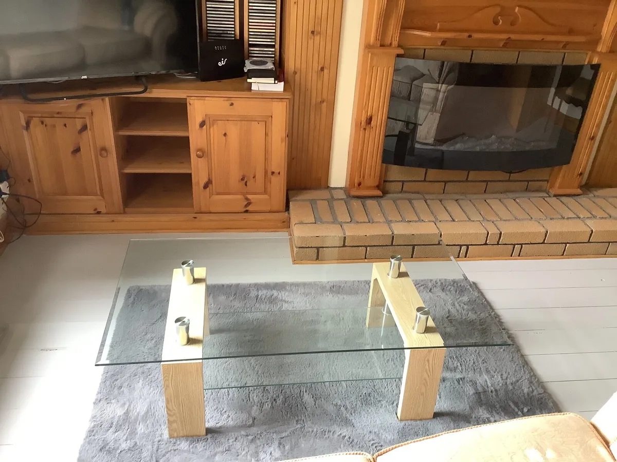Glass coffee table - Image 1
