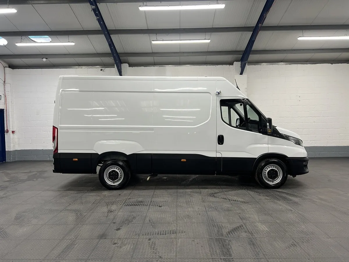 2024 Iveco Daily Refrigerated Van - Image 1