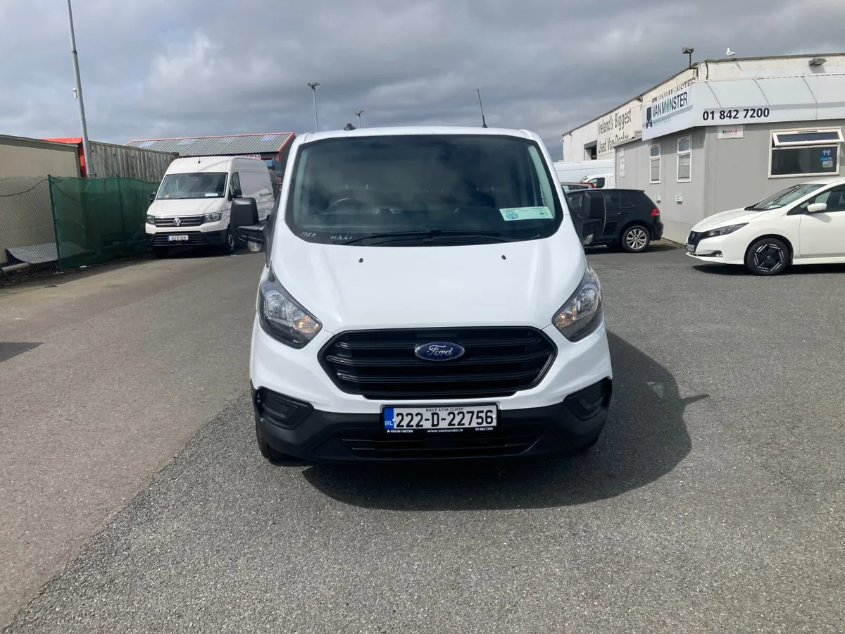 Ford Transit Custom 2022 - Image 2
