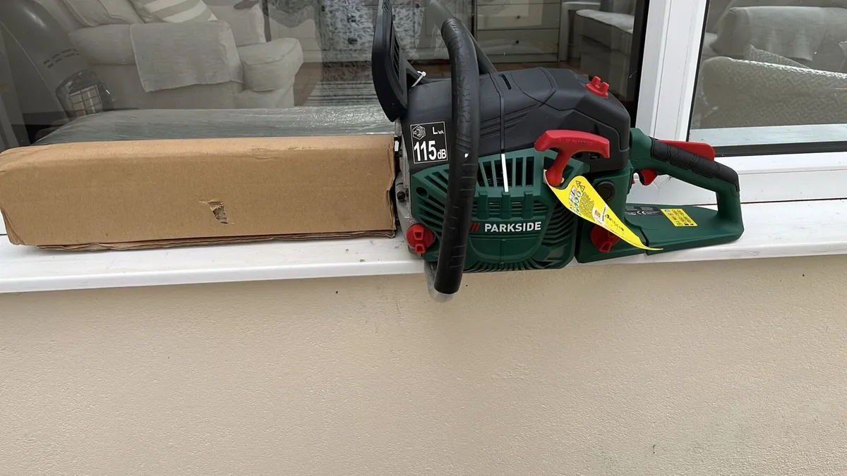 Parkside chainsaw - Image 1