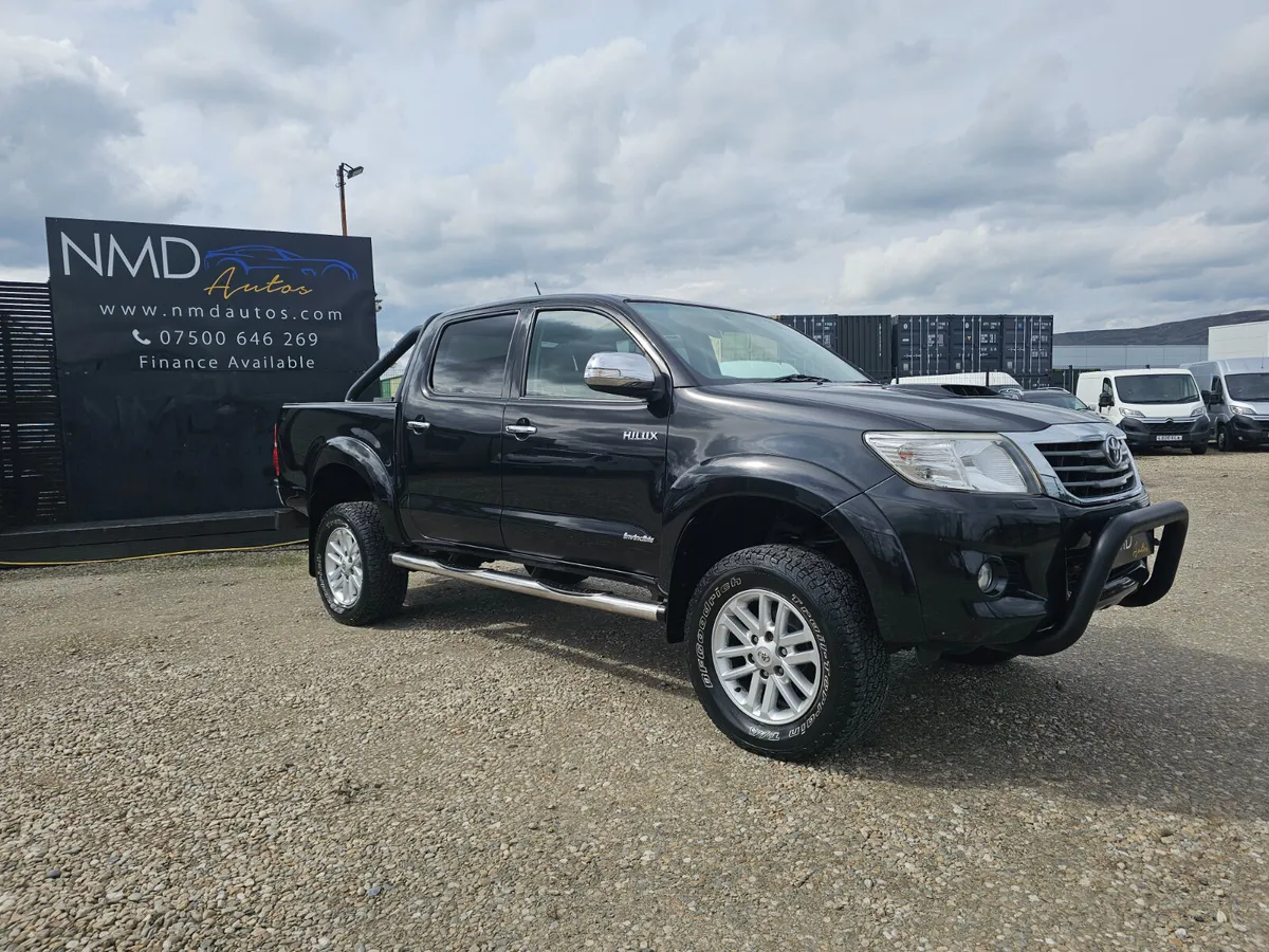 Toyota Hilux Invincible,2013 - Image 1