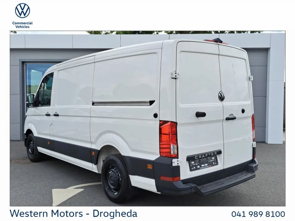 Volkswagen Crafter HIGHLINE 2.0TDI MWB 140BHP MANU - Image 3