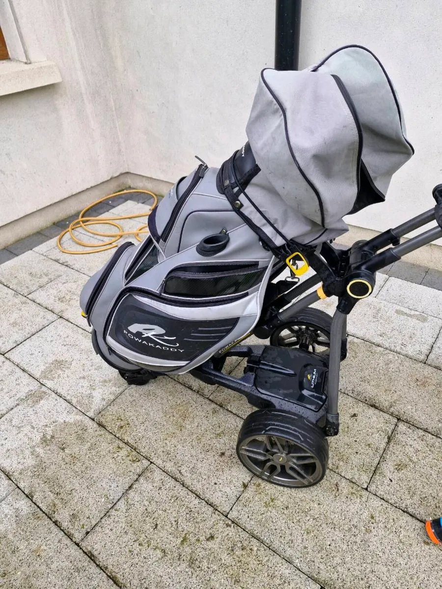 Powakaddy C2i trolley and premium edition cartbag - Image 3