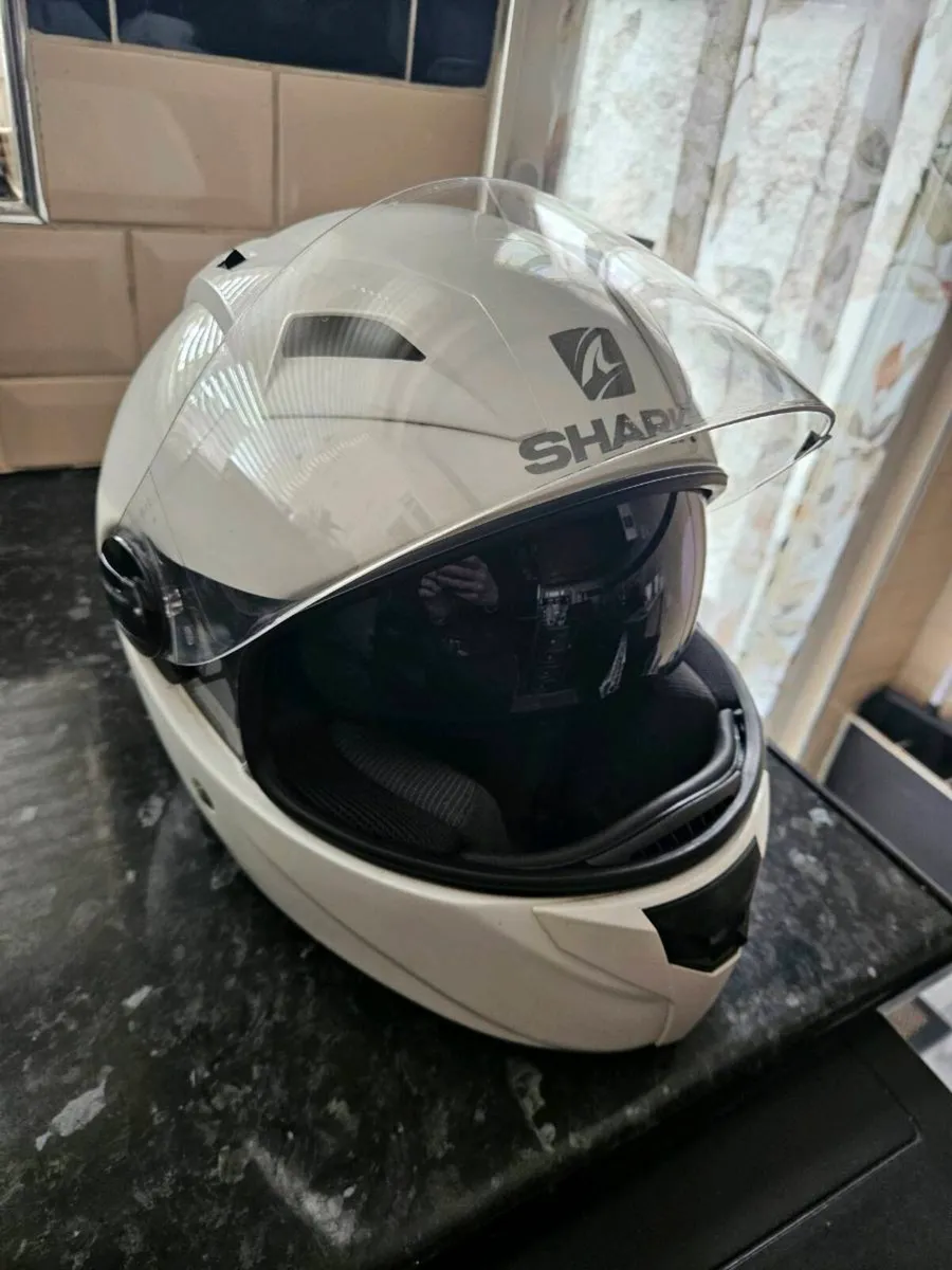 Shark vision R series 2 Helmet - Image 3