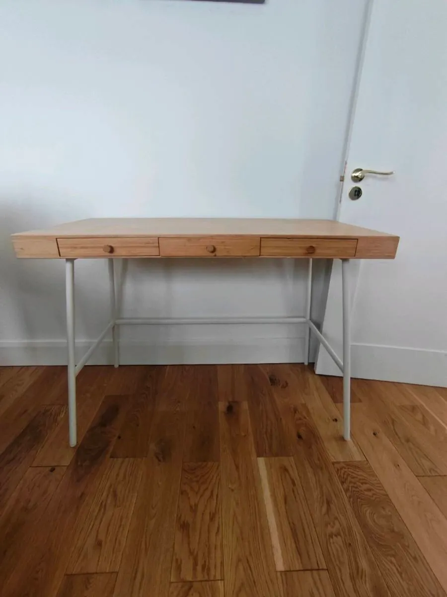 IKEA desk - Image 1