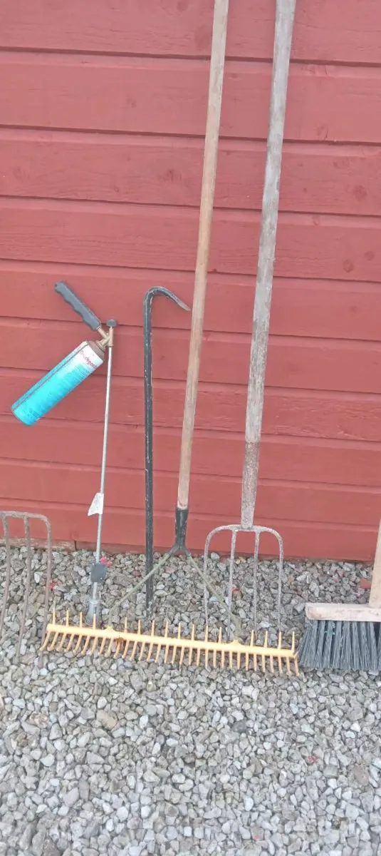Garden tools etc - Image 2